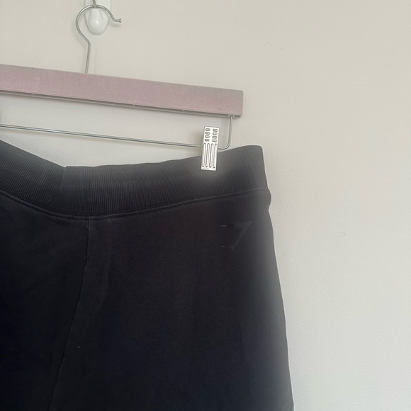 Gymshark Black Sweat Shorts Size Large GUC - Picture 5 of 6